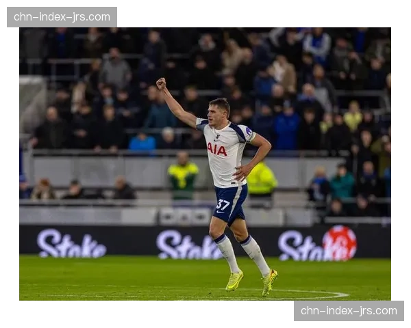 弗兰克谈热刺长传策略：适应球员特质必要调整